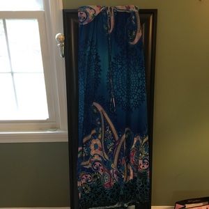 Dresses - Maxi dress worn once size medium Dresses - Maxi dress worn once size medium